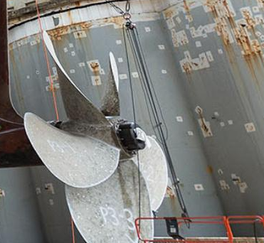 船舶制造手拉葫蘆起吊組裝螺旋槳